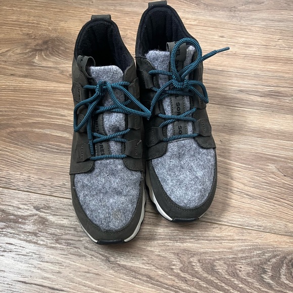 SOREL dark green and grey sneaker boots - Picture 3 of 7